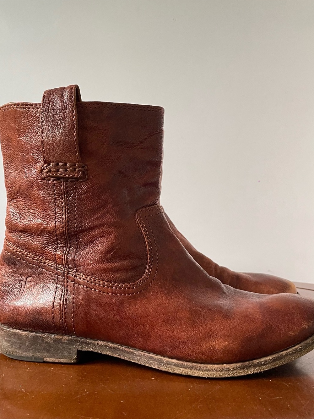 Frye Anna Shortie Brown Leather women’s Ankle Boots | US 6.5